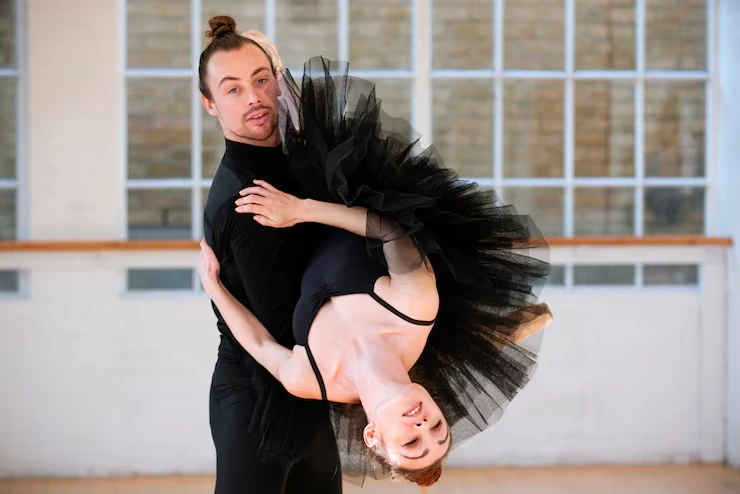 Our services: luxury dance entertainment across the UK