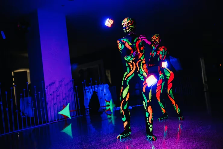 LED Dance Performers in the UK by Pearl Lemon Experiences
