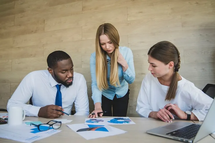 Exhibitions and sponsor ROI: What to expect in 2025
