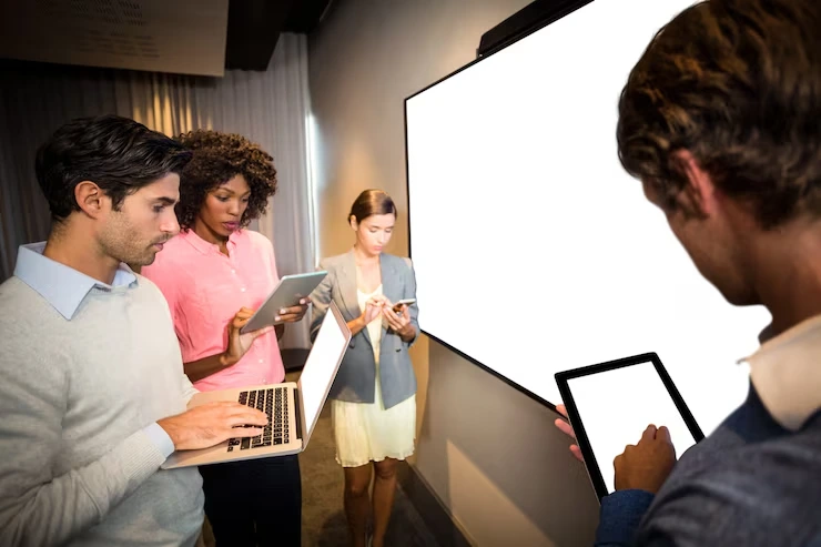 Hybrid & Virtual Booth Experiences